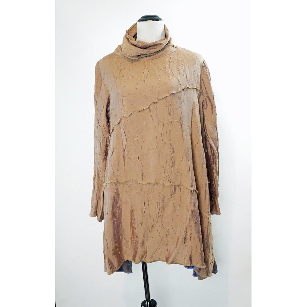 Heydari Art to Wear, Cowl Neck